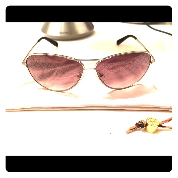 Tory Burch Accessories - Tory Burch Sunglasses